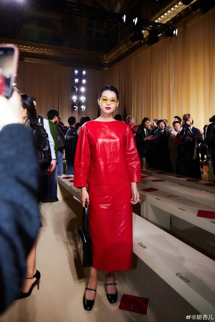 劉濤最新圖片曝光，演藝界的閃耀之星，展現(xiàn)璀璨風(fēng)采