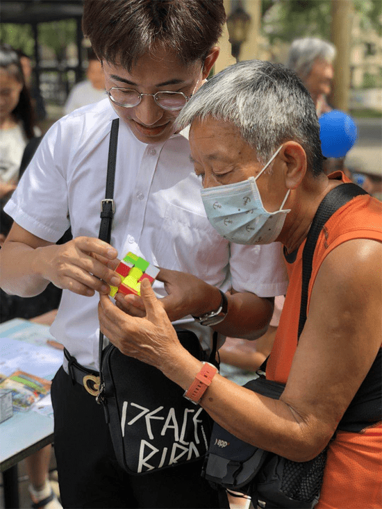 魔方社區(qū)最新動態(tài)與全方位指南，玩轉(zhuǎn)魔方，技能提升——針對初學(xué)者與進階用戶的建議