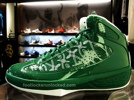 揭秘籃球傳奇雷阿倫的裝備升級之路，最新戰(zhàn)靴亮相！