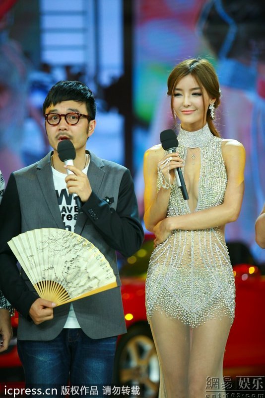 澳門天天好彩,網(wǎng)絡(luò)聊天室_QAO27.723用心版