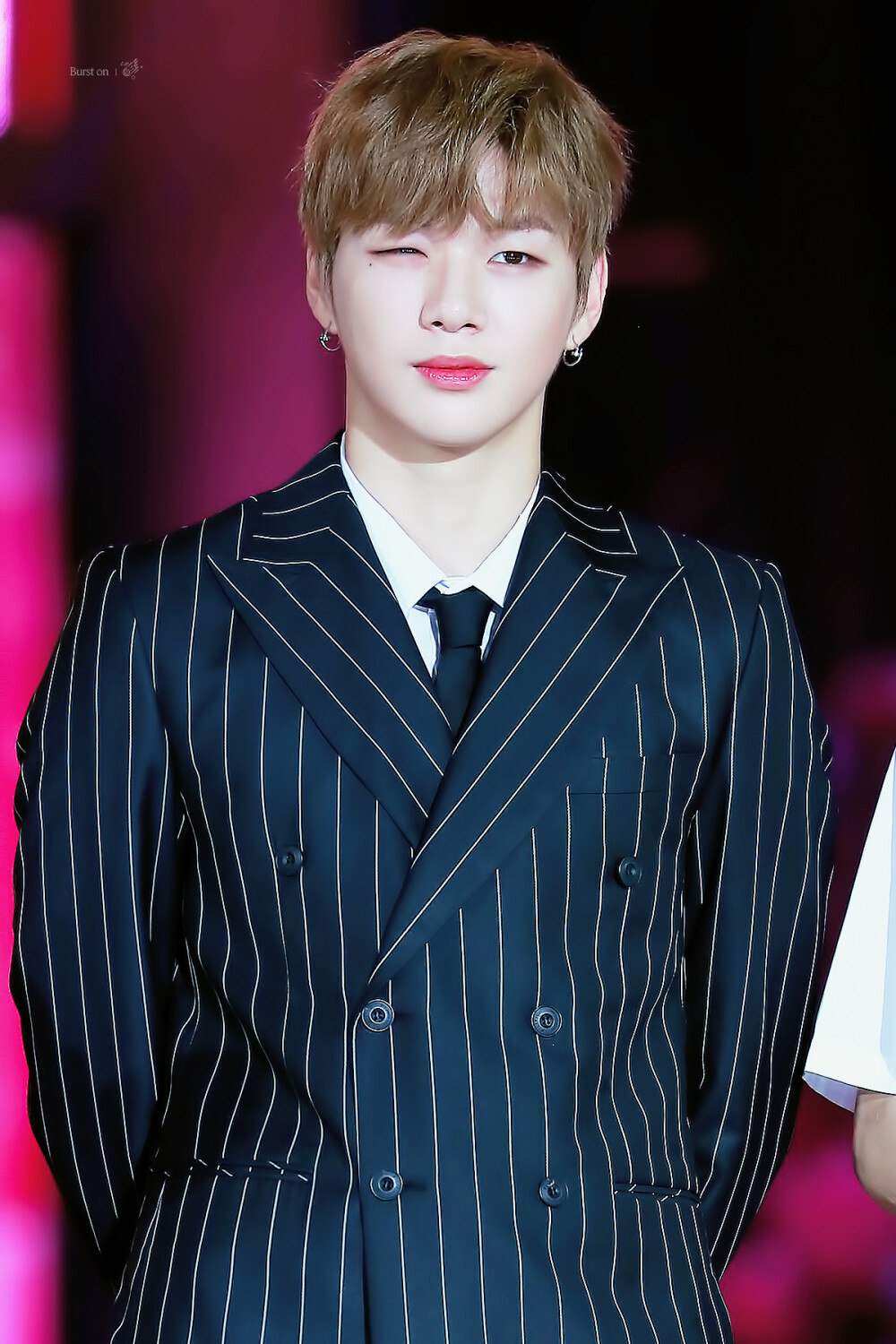 姜丹尼爾最新綜藝節(jié)目，自然美景的治愈之旅探索