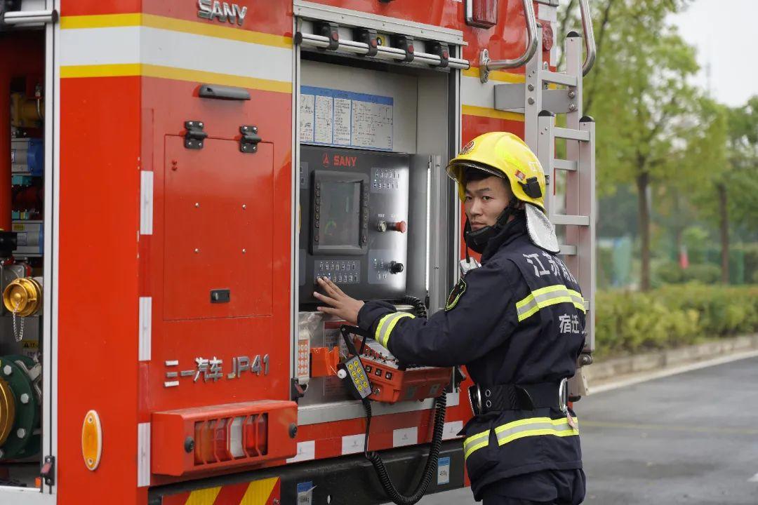 江蘇大火最新進展，持續(xù)關(guān)注火勢情況及救援動態(tài)