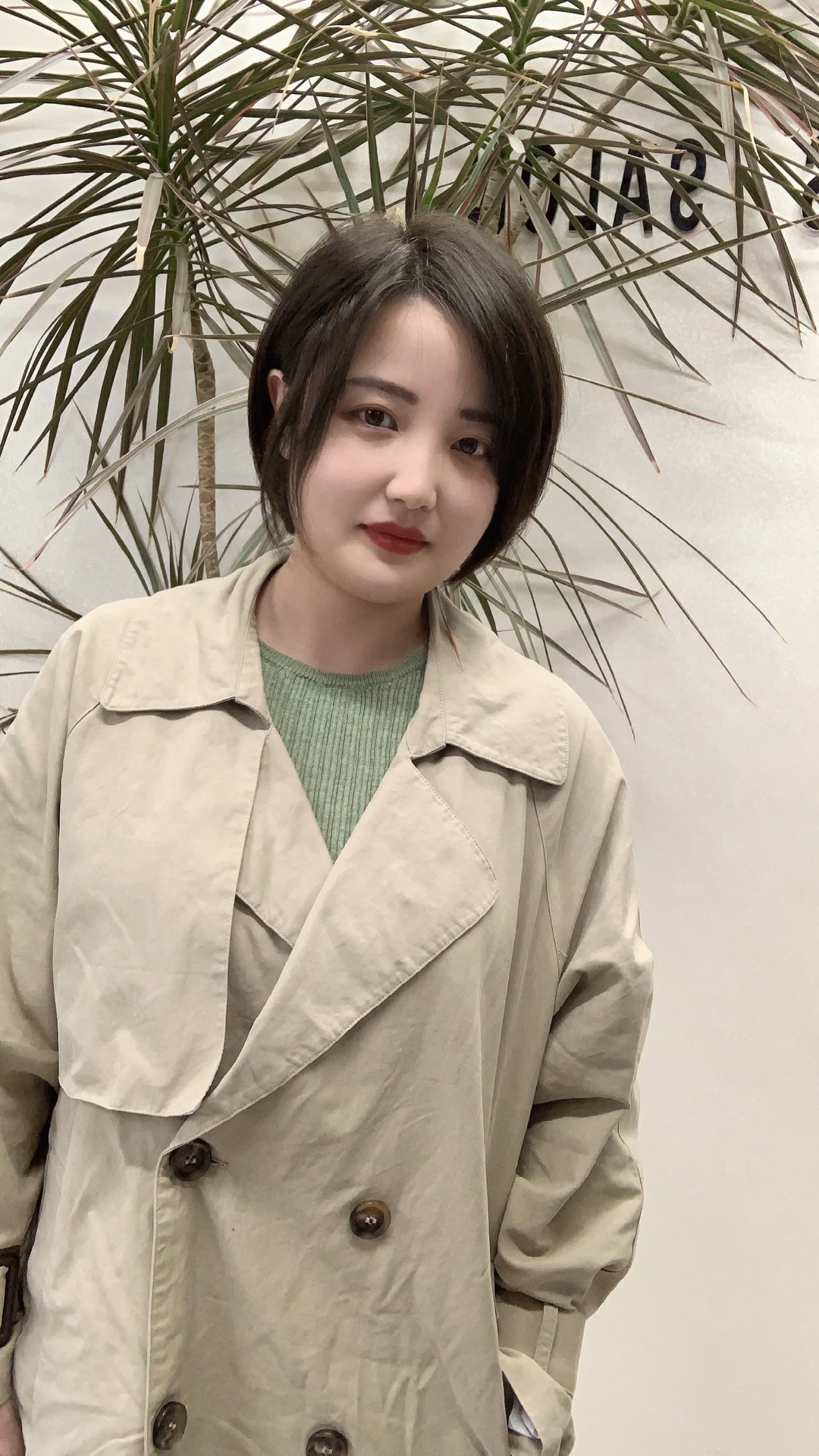 圓臉女生必備最新短發(fā)造型，小紅書上的流行趨勢(shì)一網(wǎng)打盡???♀?