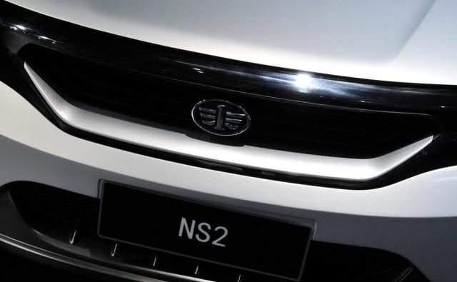 夏利NS2最新動(dòng)態(tài)揭秘，小巷中的隱藏瑰寶