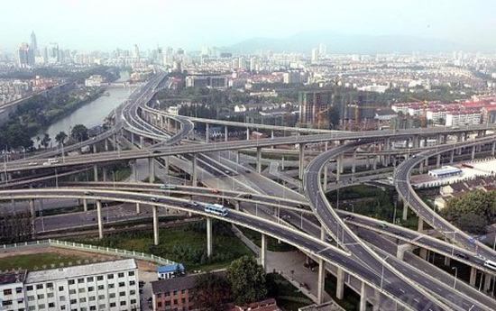 緯七路東進二期最新進展，小巷深處的意外驚喜