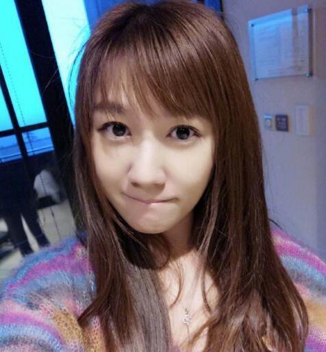 小蒼最新直播，探秘小巷獨特風味小店之旅