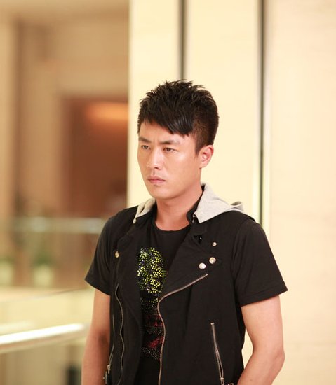 杜淳最新發(fā)型揭秘，巷弄深處的時尚秘密