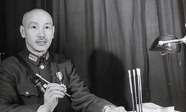 流行詞語最新動(dòng)態(tài)2024，小巷深處的隱藏瑰寶亮相街頭潮流前線