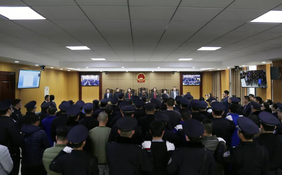 閆現(xiàn)攀最新動態(tài)，探索前沿科技，引領(lǐng)未來發(fā)展