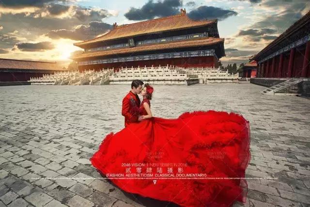 時代背景下的影像藝術(shù)探索，最新外景拍照風(fēng)格揭秘