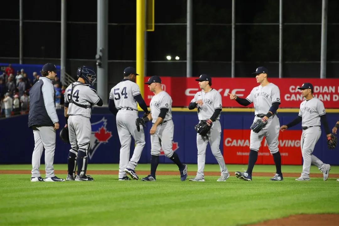 追求更新的力量與時(shí)代步伐，渴望最新日期的探索與追求