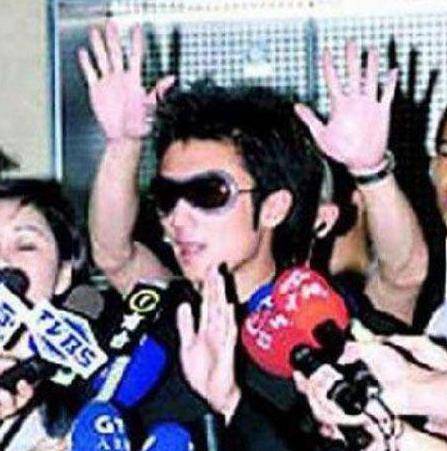 科技力量重塑明星形象，全新智能科技產(chǎn)品介紹