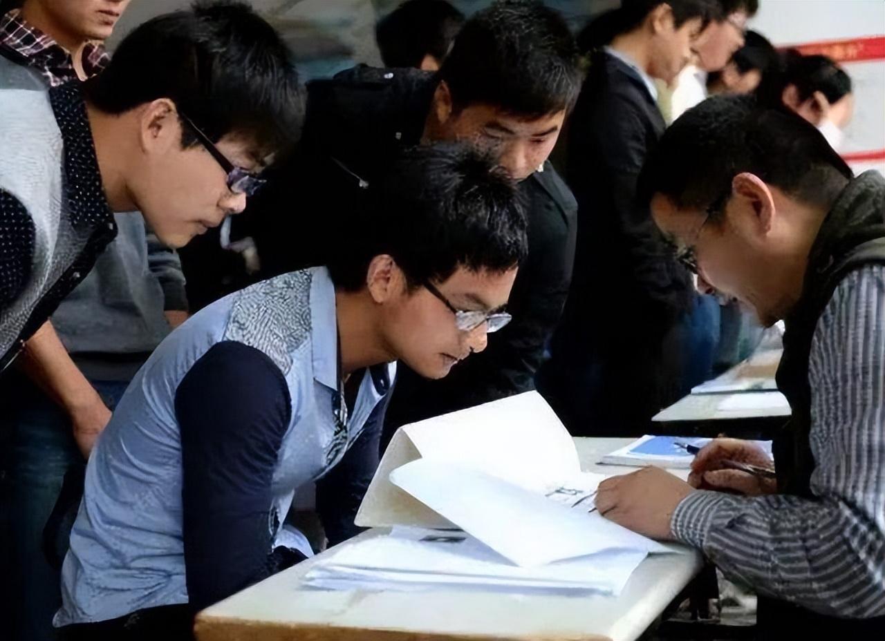 鐵路薪資改革邁入新時代，科技重塑未來，最新動態(tài)揭示變革趨勢