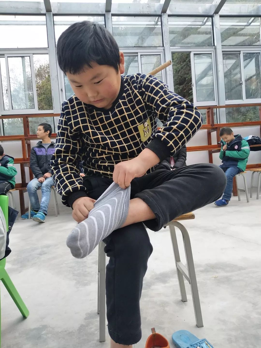 穿襪子比賽，心靈與自然的競技之旅