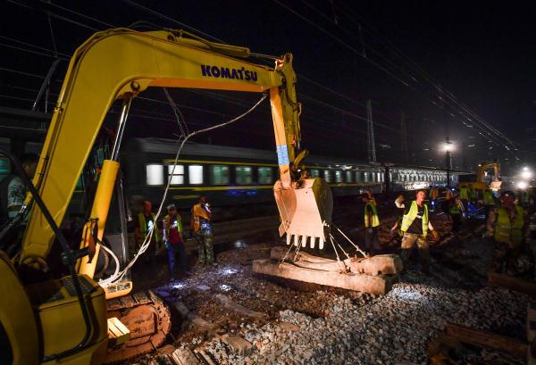 深廣鐵路股票行情，一路前行，開啟夢(mèng)想之旅