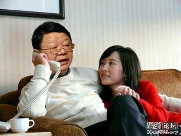 揭秘文強與女明星的隱秘幕后故事，令人震驚！