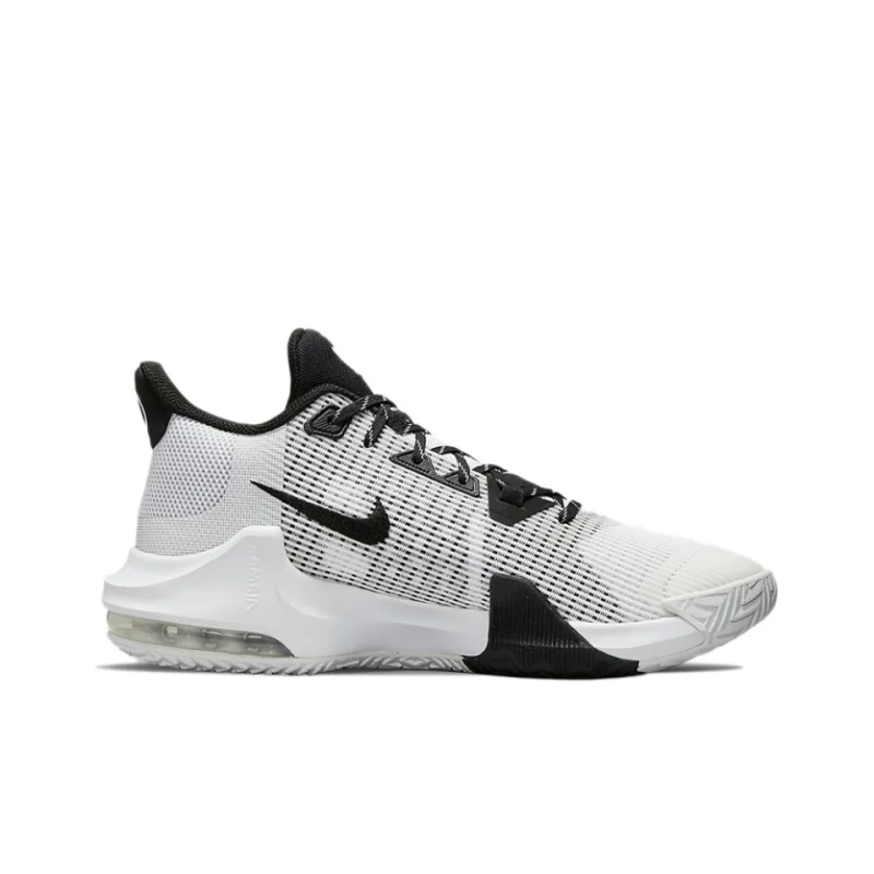 耐克最新籃球鞋，自信步伐，成就賽場榮耀