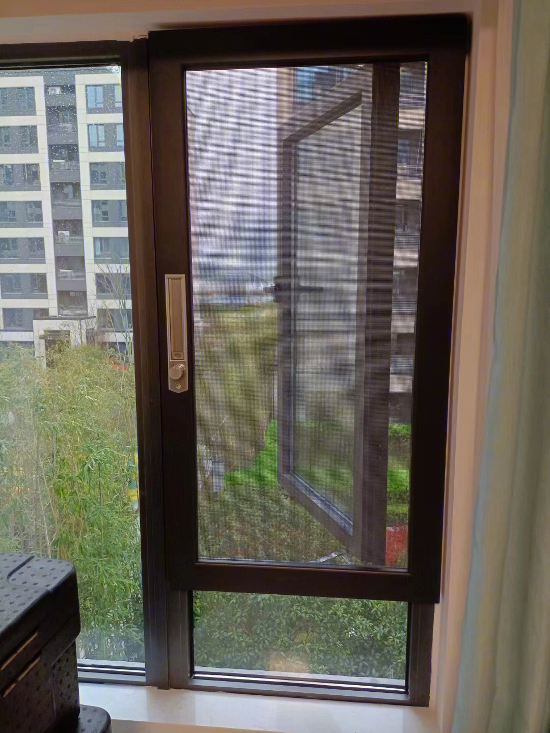 革新與舒適并存，最新型紗窗設(shè)計(jì)亮相