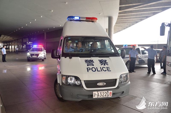 最新小額詐騙動(dòng)態(tài)揭秘，小巷深處的神秘特色小店警惕詐騙風(fēng)險(xiǎn)