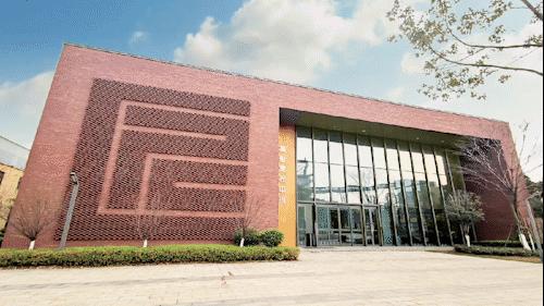 鄂鋼最新動(dòng)態(tài)，鋼鐵巨人的日常溫情與關(guān)懷