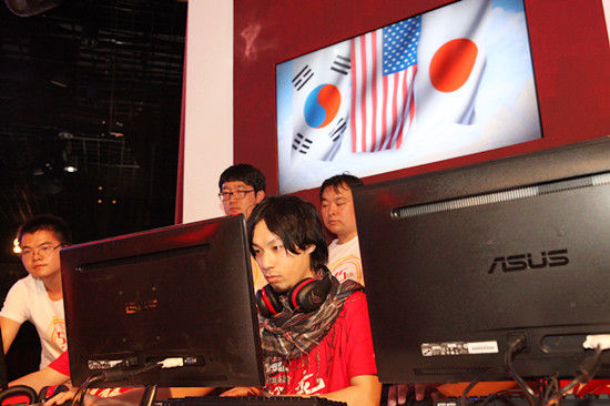 中日搏擊最新動態(tài)，如何學(xué)習(xí)與提升搏擊技能的全面解析