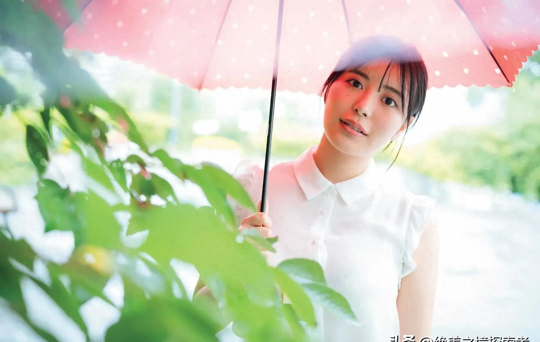 科技新品重塑時尚舞臺，模特泳裝比賽體驗(yàn)未來魅力之旅