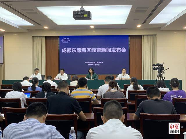 韋立處長揭秘，小巷中的秘密美食天堂最新發(fā)現(xiàn)與全文概述