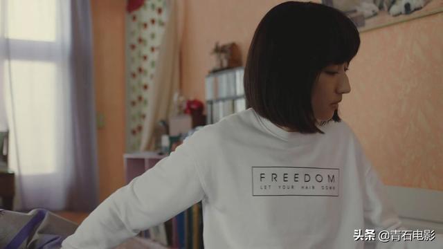 演員何佳，炸裂演技，魅力四射??