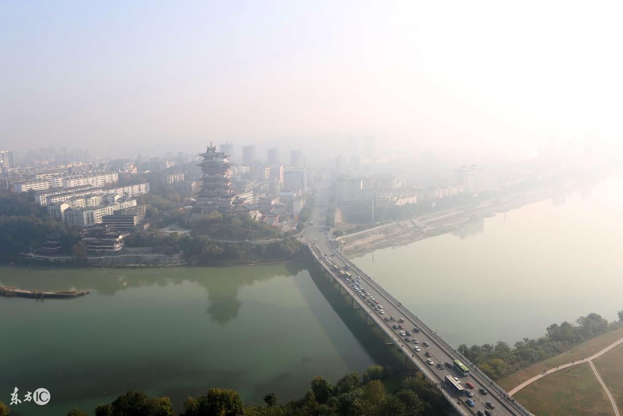 最新成綿樂高鐵時(shí)刻表，速度與時(shí)代的完美交響