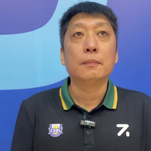 岳鵬飛，時(shí)代之光，影壇新星閃耀之路