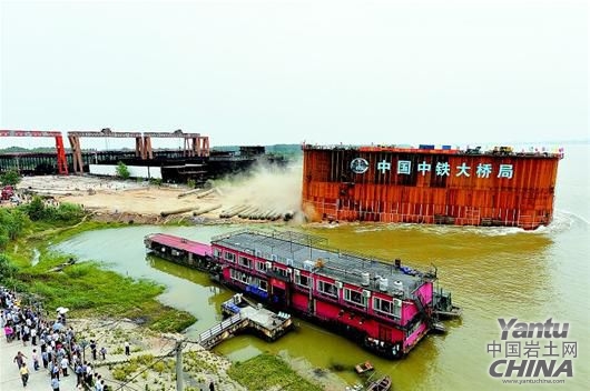 楊泗港長江大橋最新動態(tài)，全面指南與詳細(xì)步驟解讀