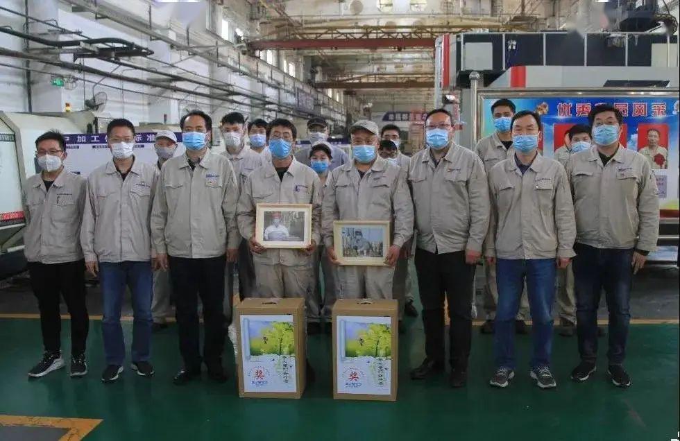 洛軸集團(tuán)最新動(dòng)態(tài)，轉(zhuǎn)動(dòng)中的溫情與陪伴日常小故事