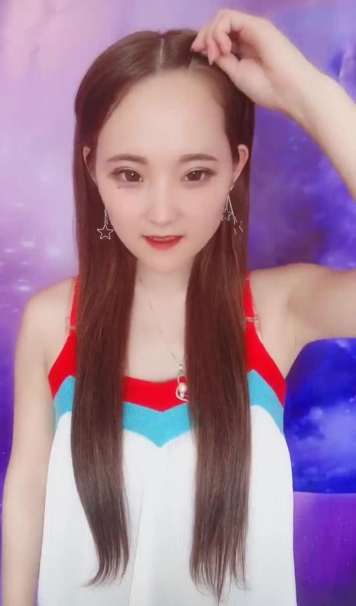 最新美拍編發(fā)教程，輕松打造時尚發(fā)型，瞬間提升你的魅力值！