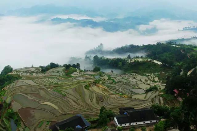 石柱楓木鄉(xiāng)最新動(dòng)態(tài)，自信與成就感的蛻變之路