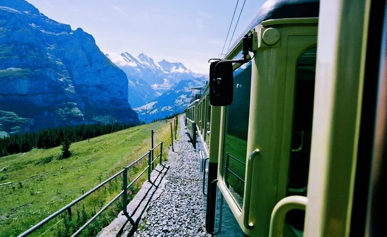 成都至哈爾濱機票價格查詢