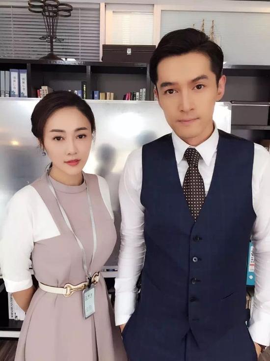 美國電影明星男演員力薦的高科技產(chǎn)品，科技之光引領(lǐng)生活變革