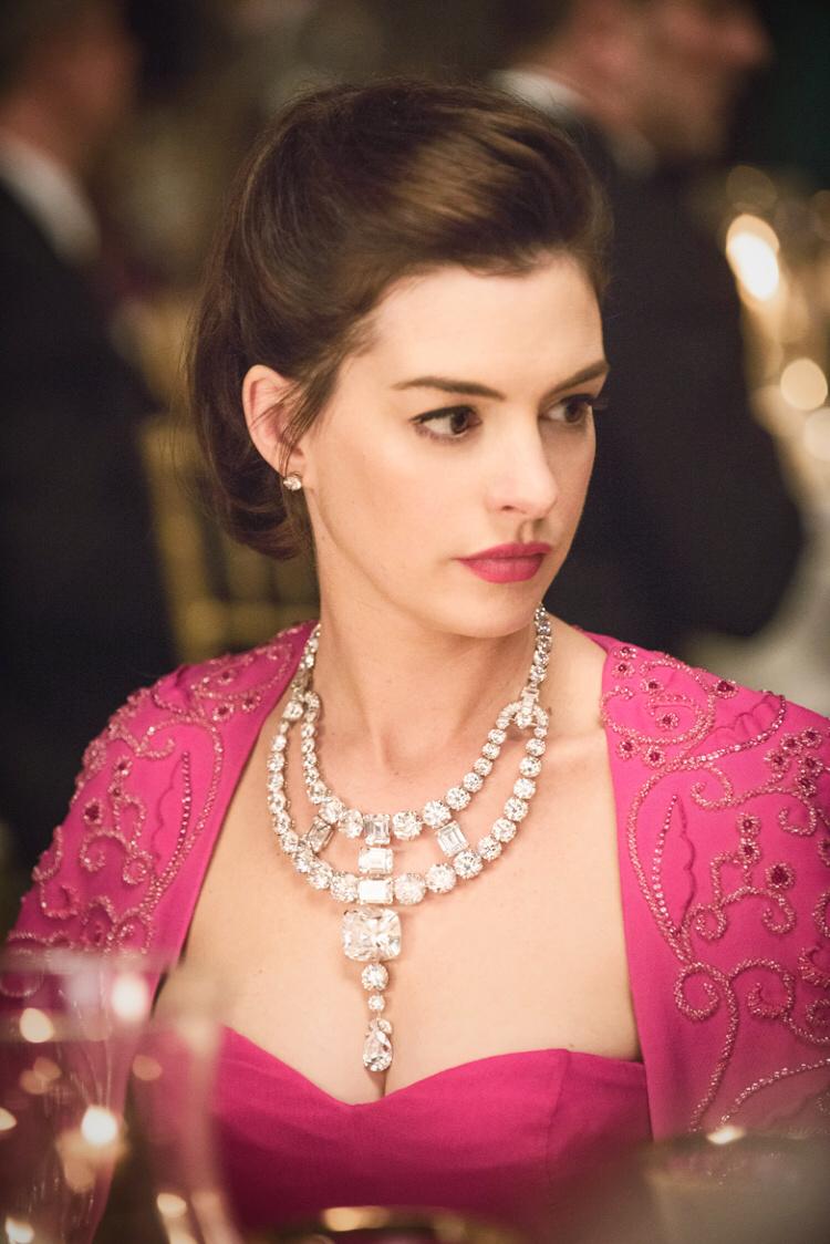 美國(guó)著名女演員傾力代言的高科技產(chǎn)品，未來(lái)生活新篇章開(kāi)啟！