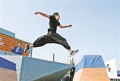 極限運動比賽，巷弄深處的競技與挑戰(zhàn)小店探秘