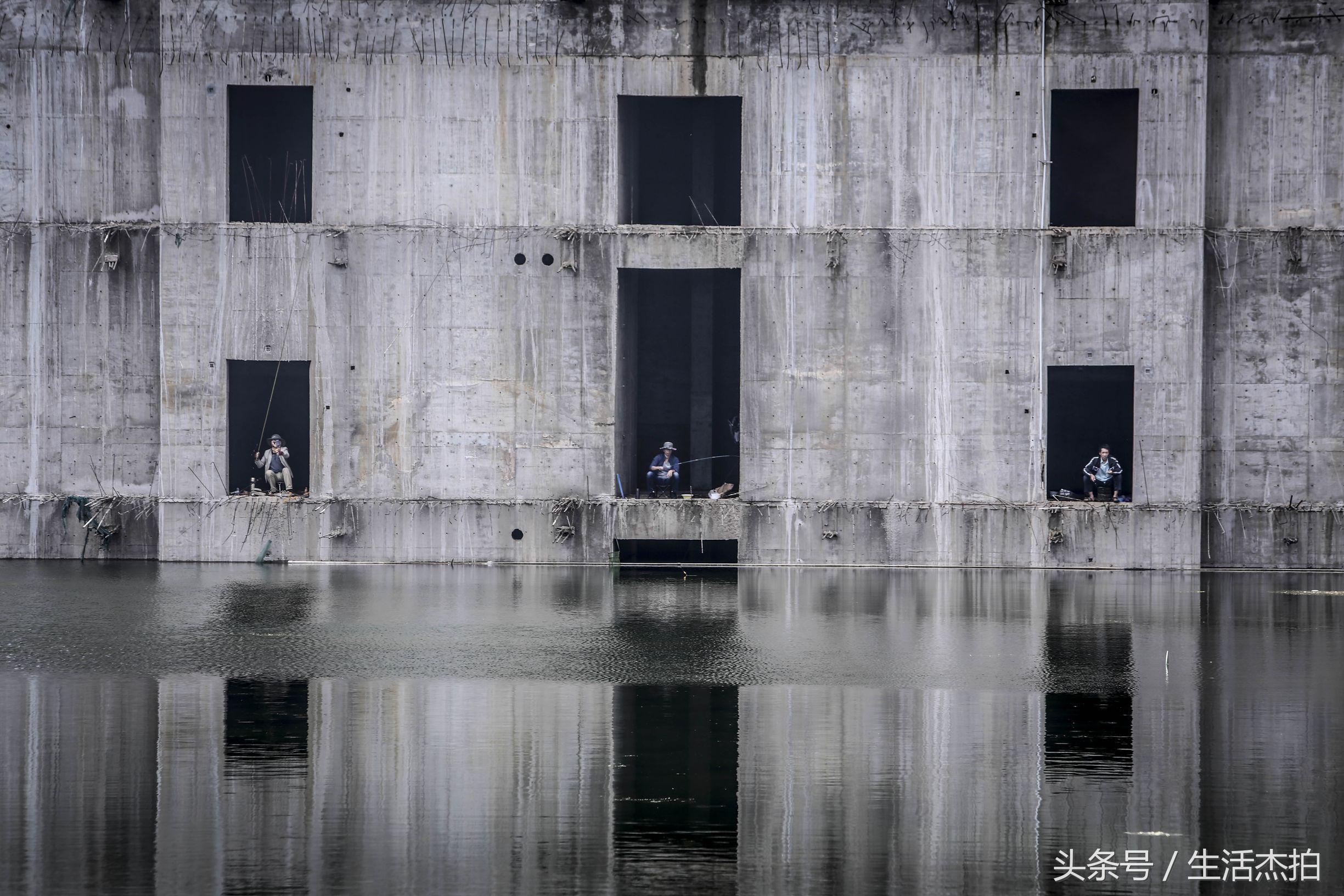 下馬村爛尾樓重生記，獨(dú)特小店新進(jìn)展揭秘