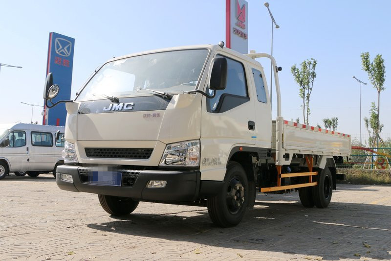 江鈴輕卡一排半最新款，友情滿載的溫馨日常之旅