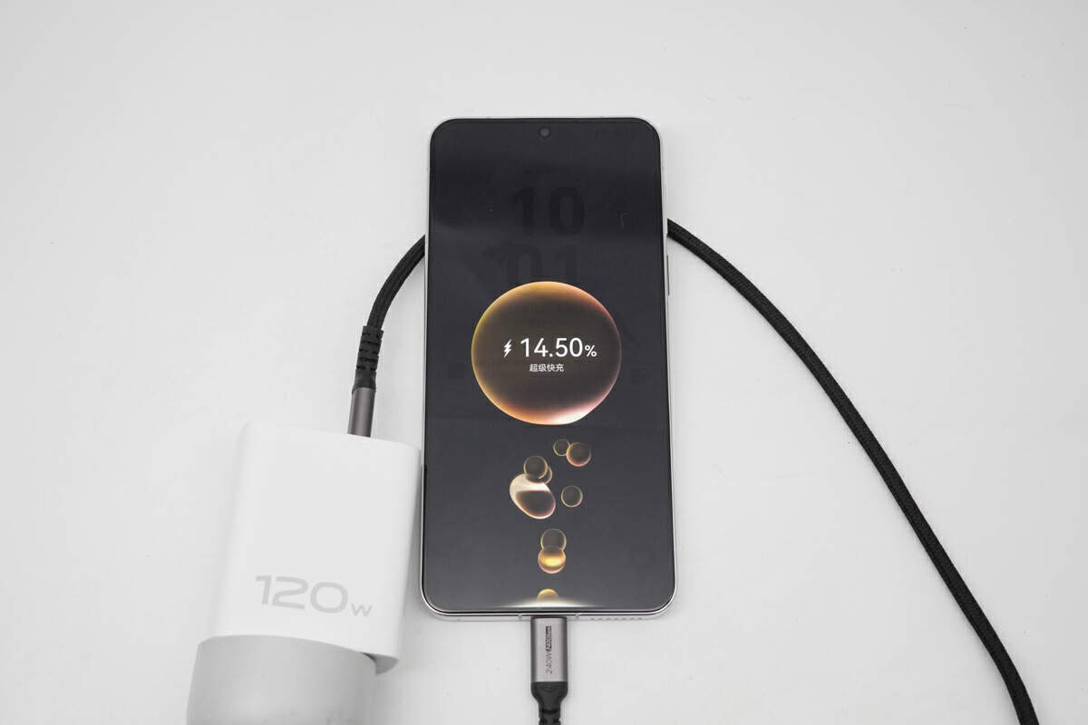 最新快充技術(shù)革新引領(lǐng)未來能源革命，極速充電體驗(yàn)開啟新篇章