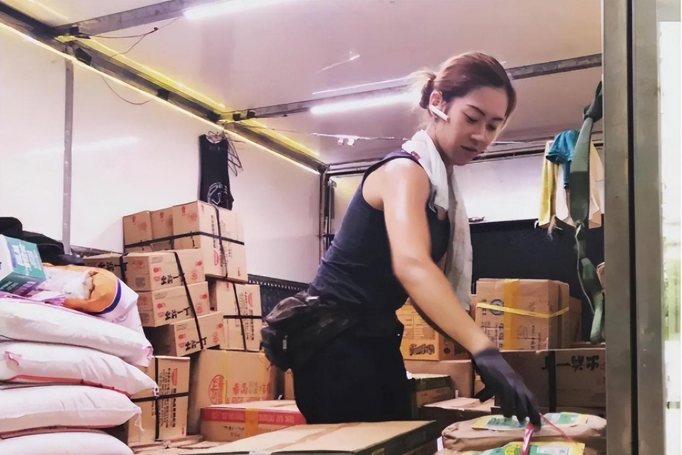 最新島國(guó)搬運(yùn)工，時(shí)代產(chǎn)物還是爭(zhēng)議焦點(diǎn)？