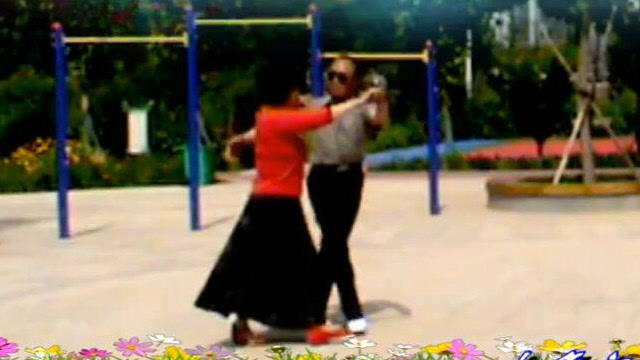 最新恰恰雙人舞對跳，舞動中的溫情紐帶，展現雙人魅力風采