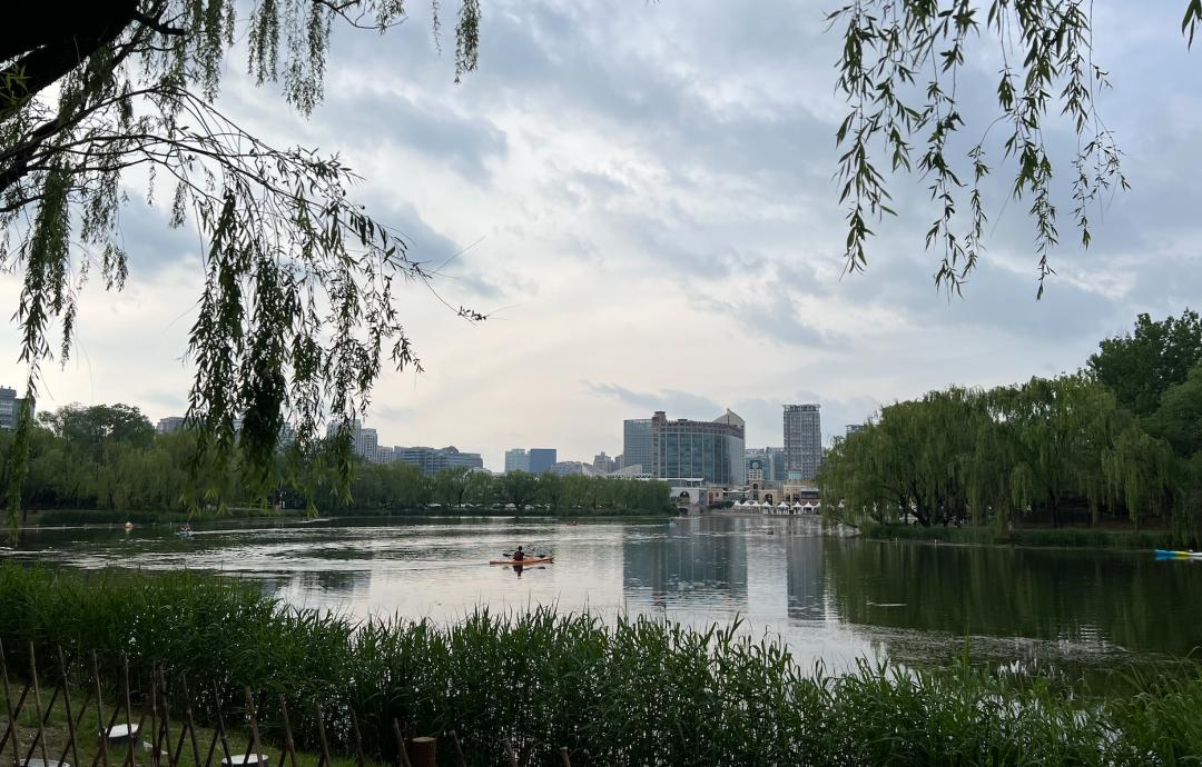 彭州新聞網(wǎng)科技新品亮相，開啟未來生活新篇章