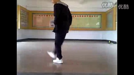 科技風(fēng)潮下的鬼步舞，炫麗交融的最新視頻欣賞