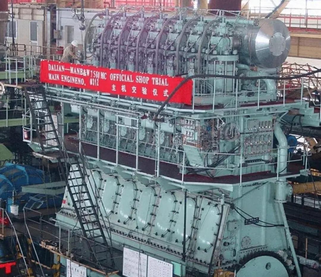 國(guó)產(chǎn)航母最新圖片，科技巨擘重塑未來(lái)視界，海洋守護(hù)者展現(xiàn)大國(guó)力量