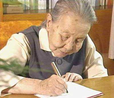 科技新品重塑視界，最新真實吐血照片分享