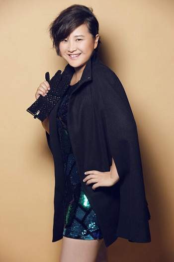 賈玲小品最新，喜劇界的璀璨明珠，引人捧腹爆笑！