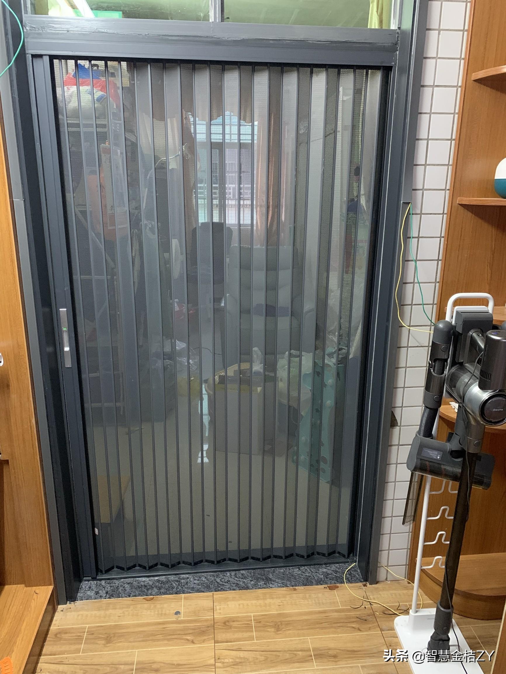 最新折疊門，開啟變化之門，自信邁向成功之路的時(shí)尚之選