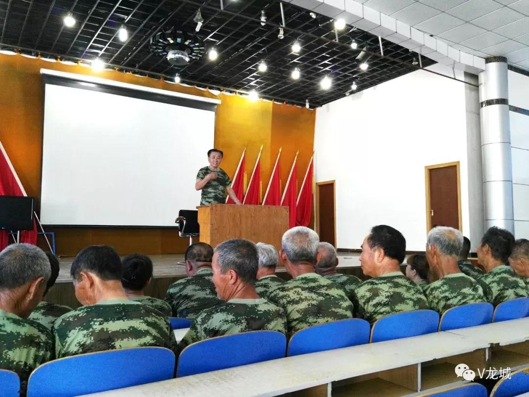 小巷深處的軍迷天堂，最新軍情新聞揭秘